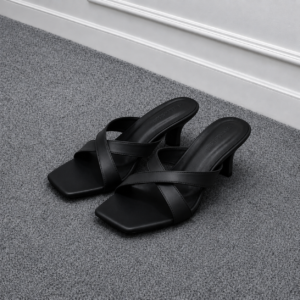 classic black 2” heel